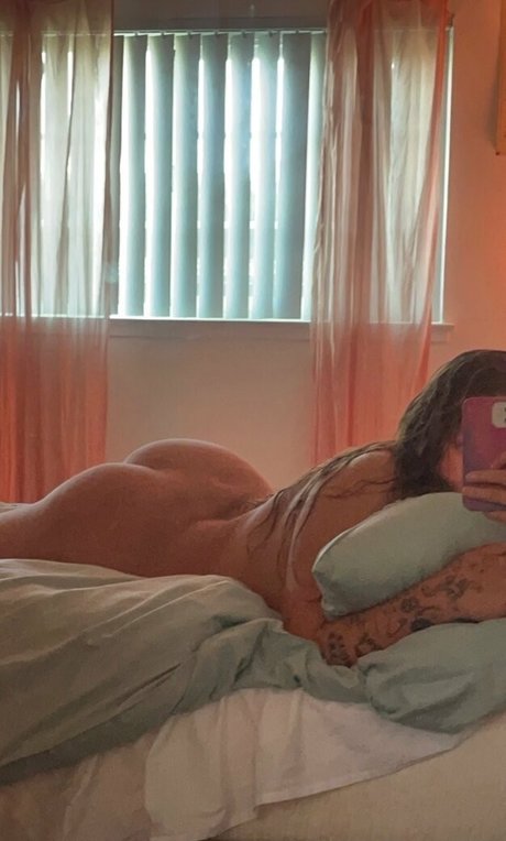 bbydols star naked pic