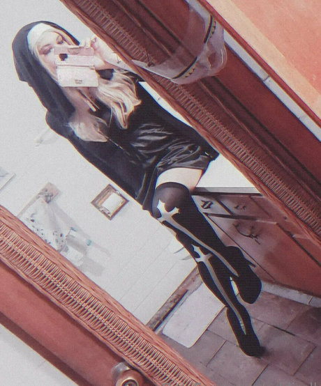 addiroll nudes star pictures