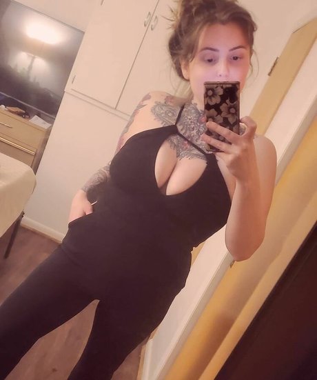 LoveLaurenn star nice galleries