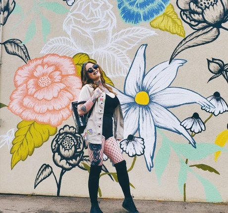 LoveLaurenn pornstar pretty img