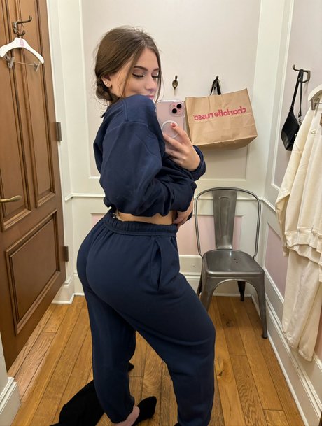 Abgxlina model hd photos