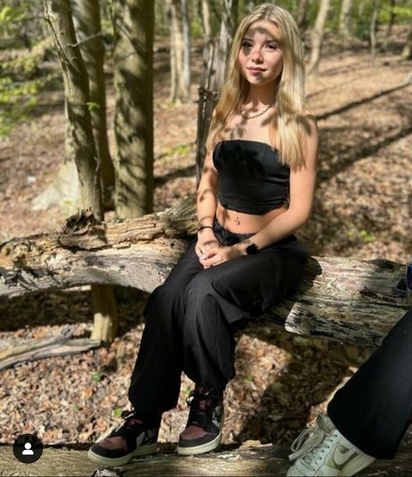 missadelade top model gallery