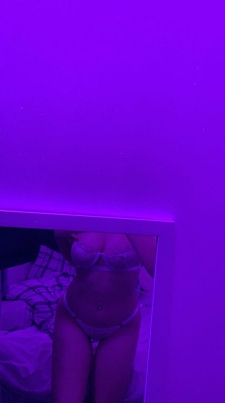 olivelxuise nude pornstar gallery