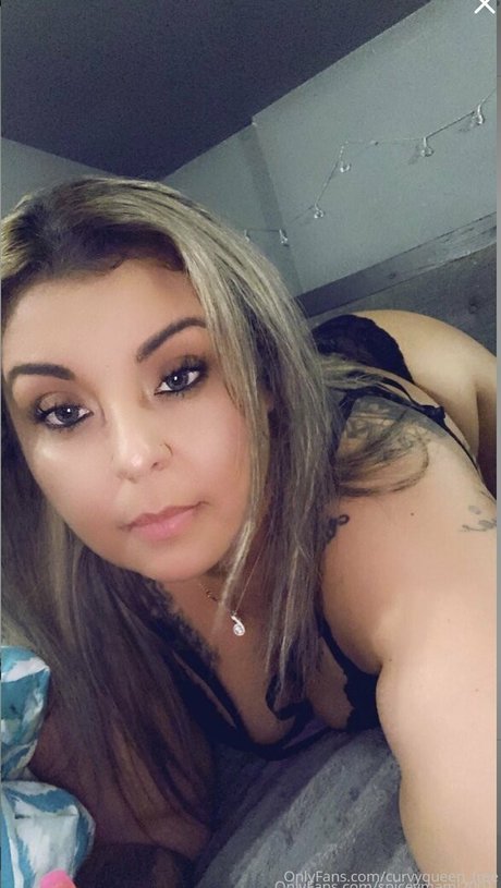 curvyqueenpromo perfect model photo