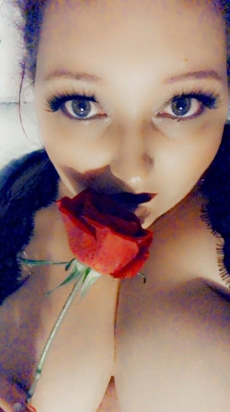 curvyqueenpromo adult actress pic