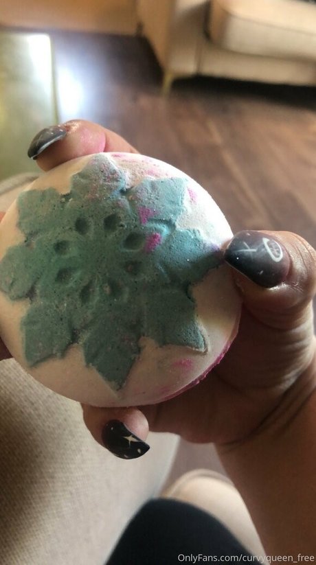 curvyqueenpromo model adult photos