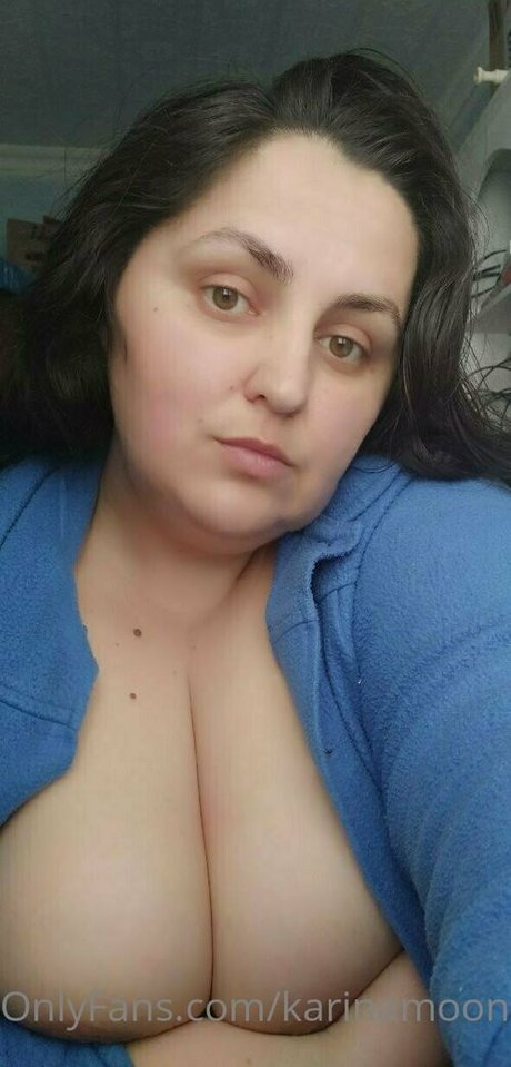 karinamoonn pornstar sexy pic