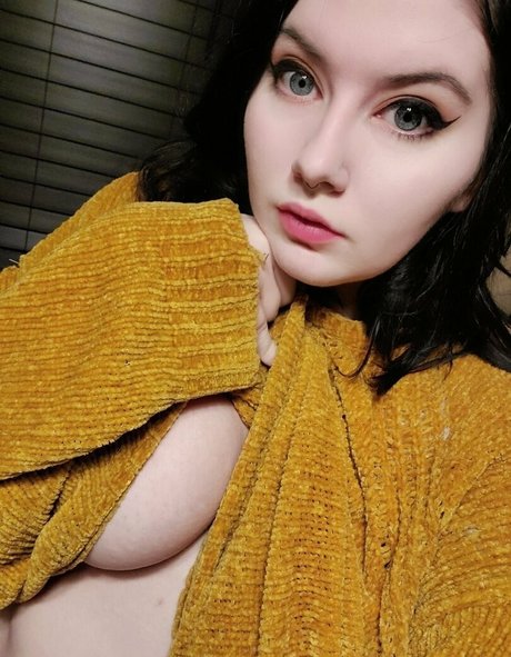 violetsinclaire art star img