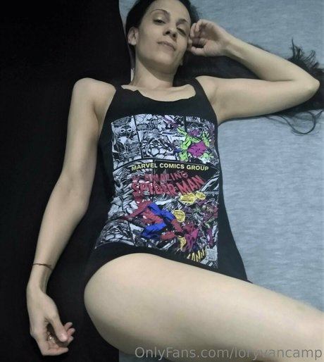 loryvancamp sex model gallery