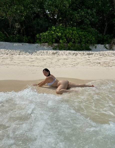 thiccasianbaddie star nude galleries