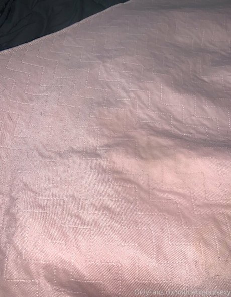 littlebigbutsexy pretty model image