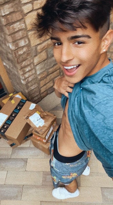 evillxe model beautiful galleries