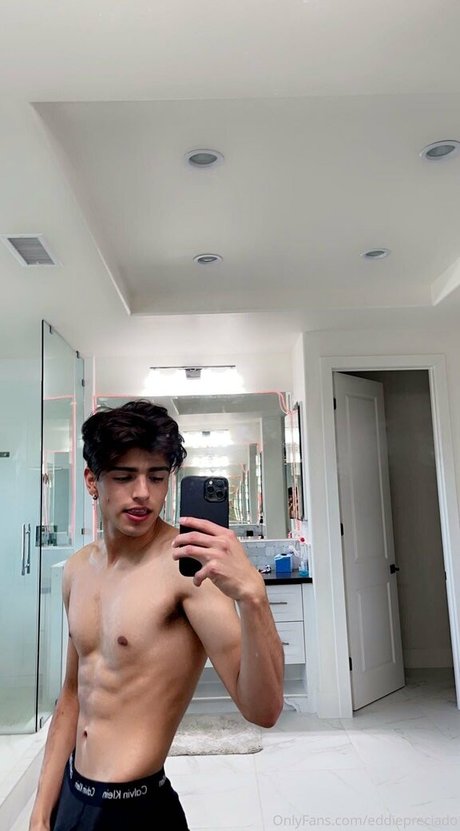 evillxe nudes actress photo