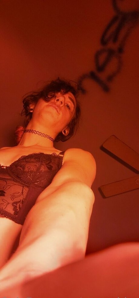 urcorvidae model pornographic picture