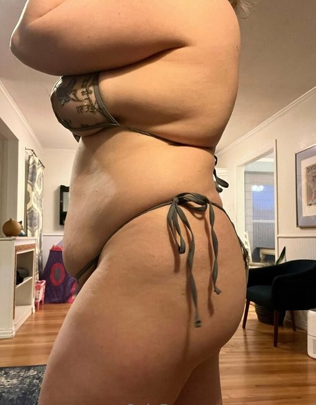 coreyanne model erotic galleries