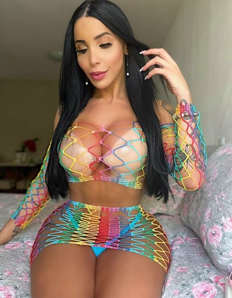 Valentina Marques nice model image