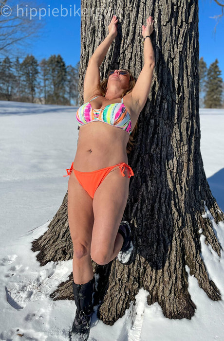 hippiebikergirlfree naked pornstar pics