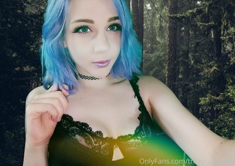 tricky__nymph naked model galleries