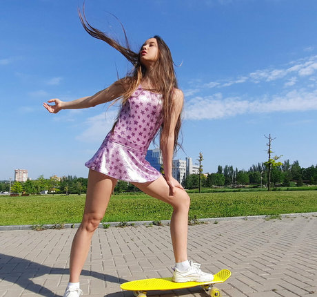 Elza Vainer sexy model pics