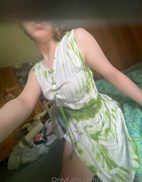 friskyfeline69 model top archive