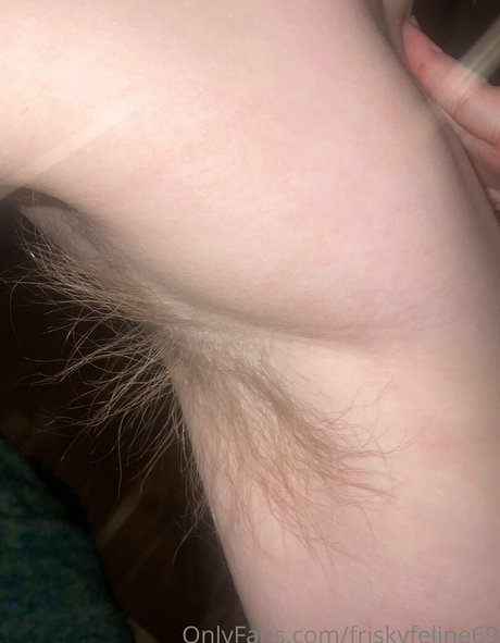 friskyfeline69 top star pic