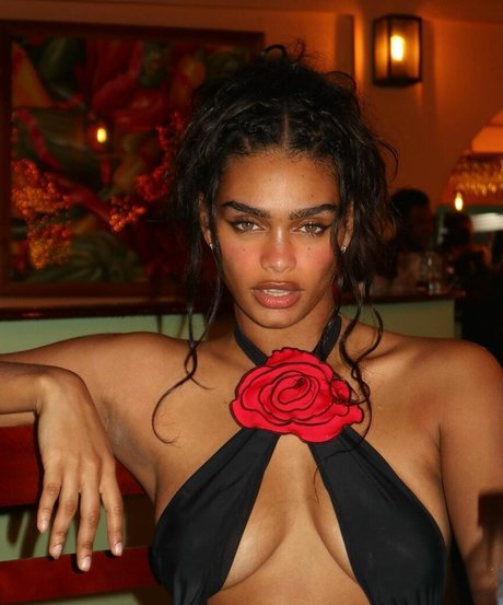 Aslayy Baugh star sex photo