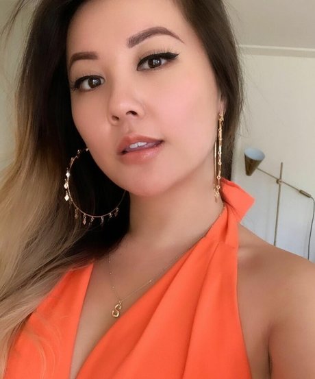 Gina Darling star beautiful photo