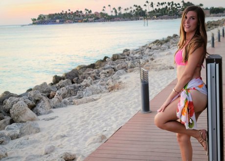 msellavatrap hot model img