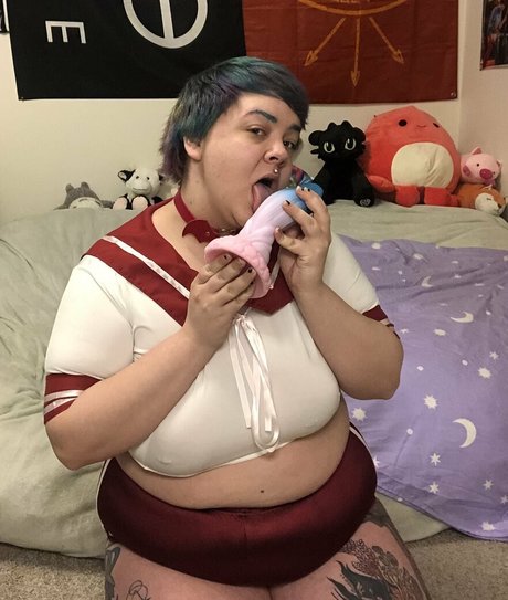 mainsqueez3free model hot picture