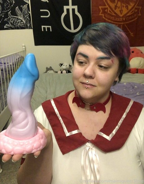 mainsqueez3free star hot pictures