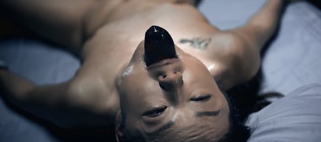 Lulu Chu nude model photo