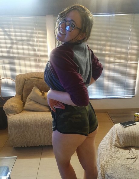 Neyq perfect model pictures