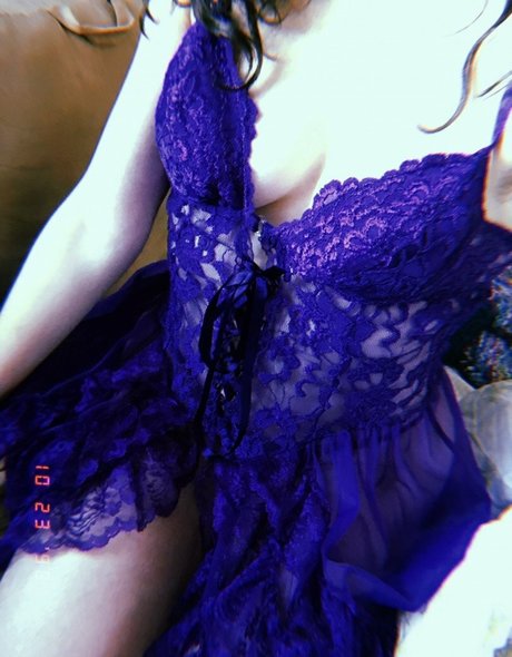 Smutgoblin model naked pic