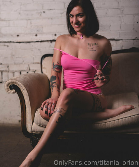 titania orion pretty pornstar photo