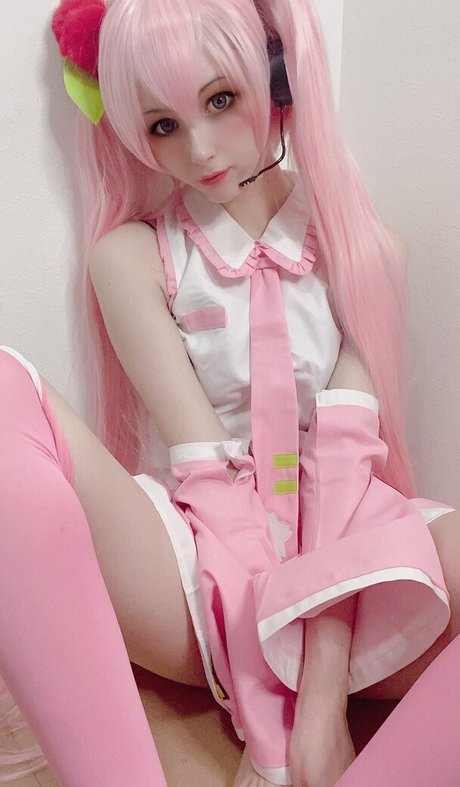 Hirariann star naked picture