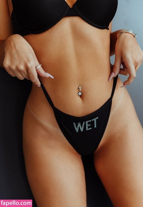 Savannah Montano star art pic