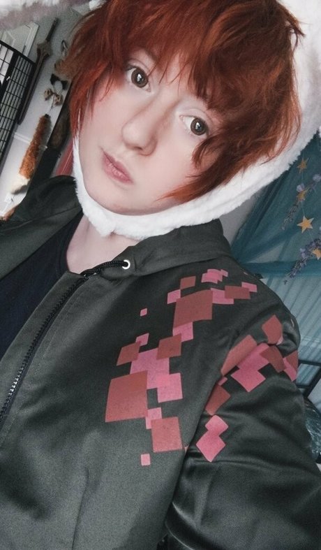 Koyomatsu model naked picture