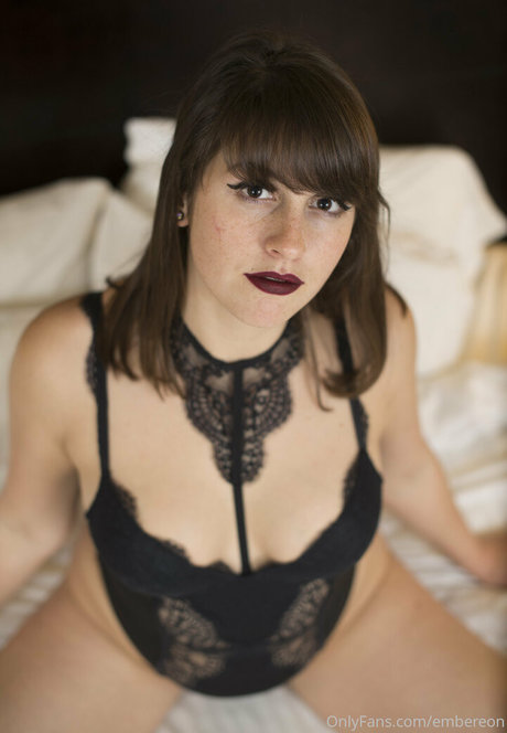 Embereon xxx model galleries