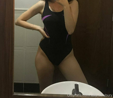 Sally Salisbury Profile pic