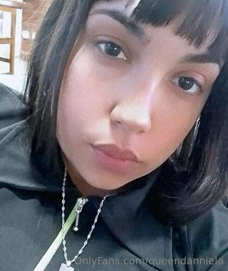 queendanniela sex star galleries