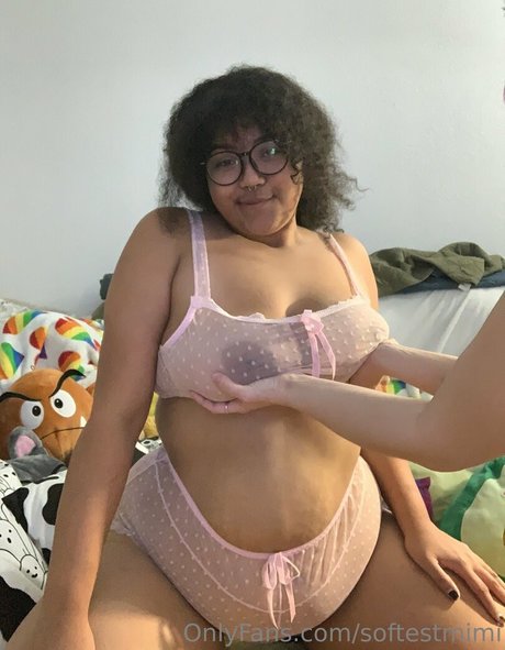 softestmimi hot pornstar image