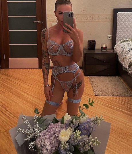 Svetlana Lavrikova exclusive star pic