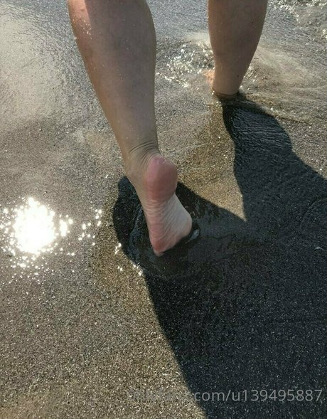 foot mistress miss b sexy star pic