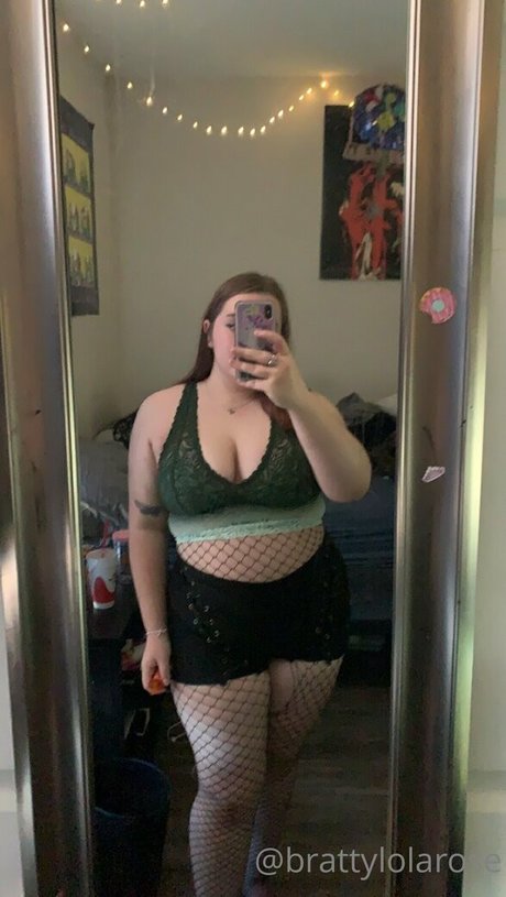 brattylolarose09 model naked pictures