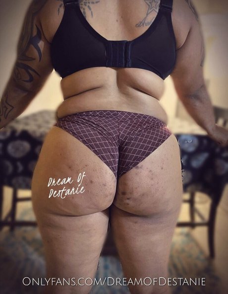 DreamofDestanie naked pornstar pictures