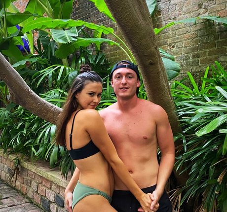 livvnthedream exclusive pornstar galleries