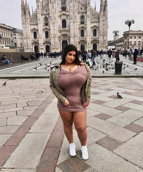 Yuval pornstar top image