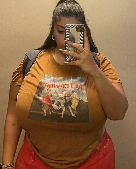 Yuval sexy model picture