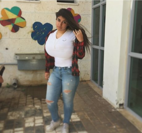 Yuval free model archive