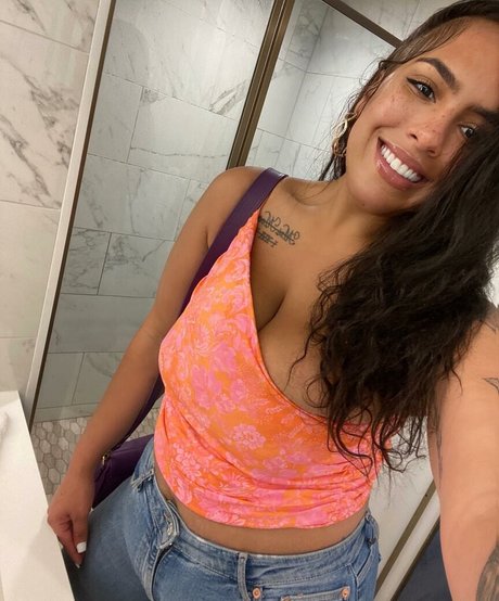 Brasi Quinzel top star gallery